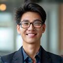 Кенджи Танака, довольный студент английского языка.